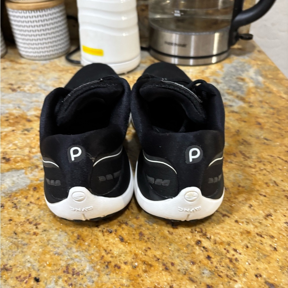 Brooks PureFlow 7 size 5.5 - Picture 4 of 8